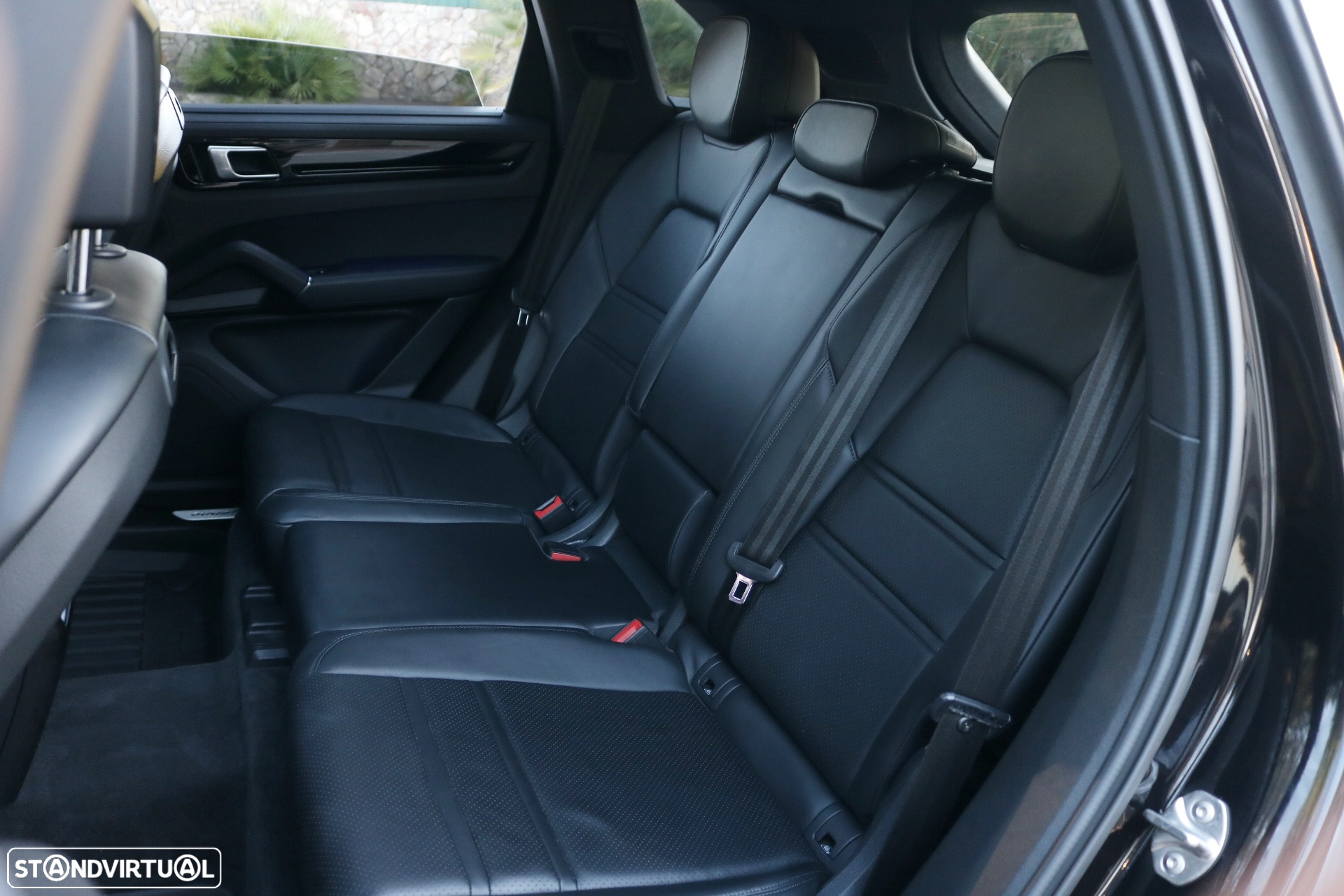 Porsche Cayenne E-Hybrid Platinum Edition - 15