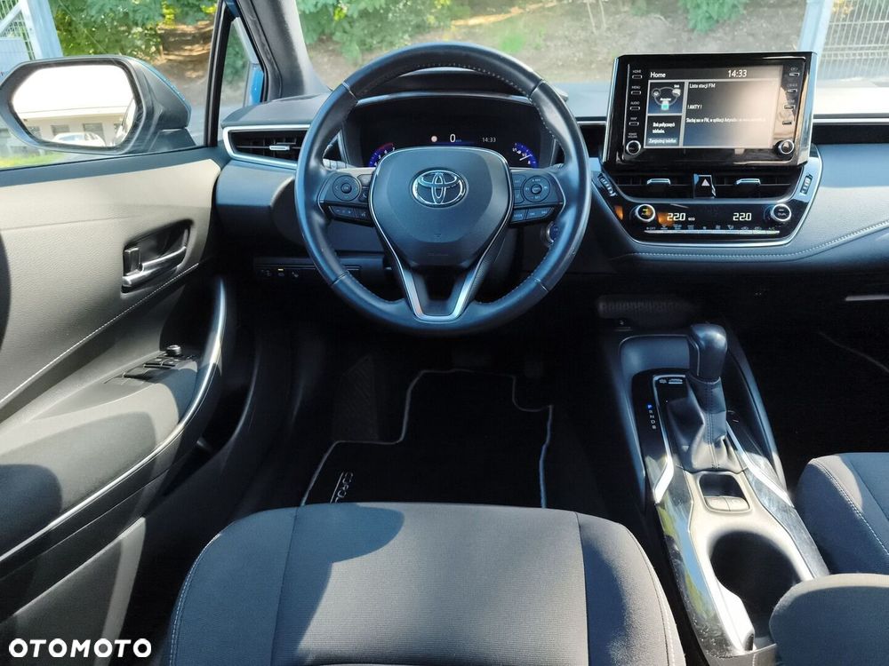 Toyota Corolla - 13