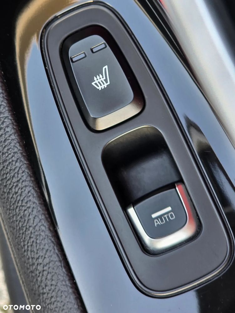 Kia Optima - 28