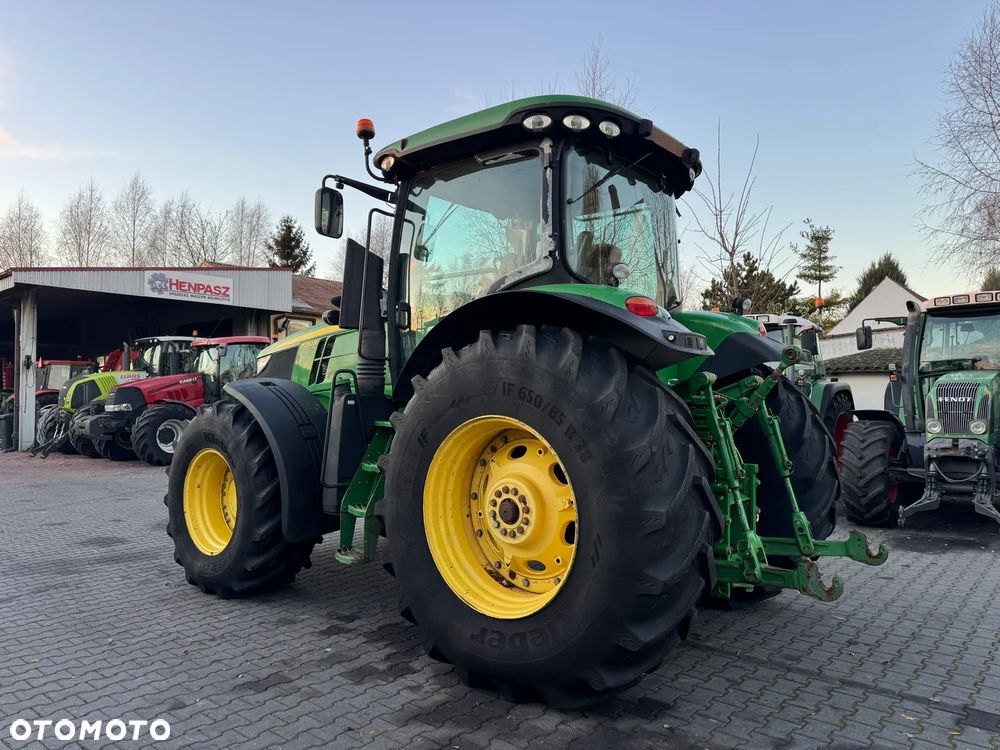 John Deere 7230R - 10