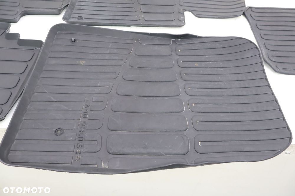 TOYOTA LAND CRUISER 200 08-11 DYWANIKI GUMOWE - 7