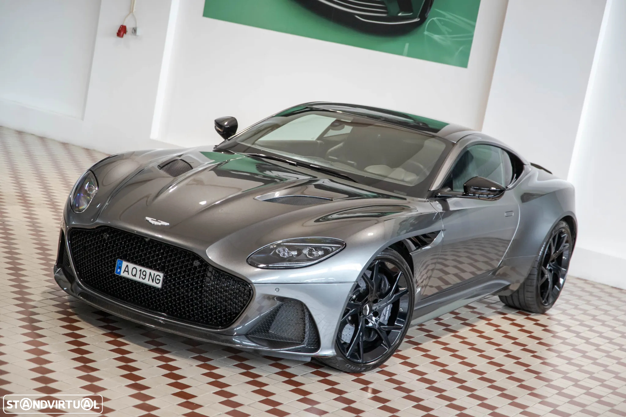 Aston Martin DBS Coupe Superleggera - 5