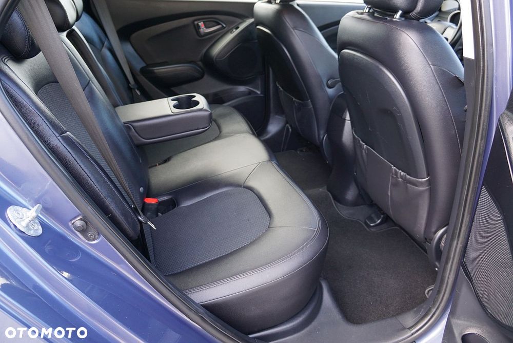 Hyundai ix35 1.6 2WD Fifa World Cup Edition - 15