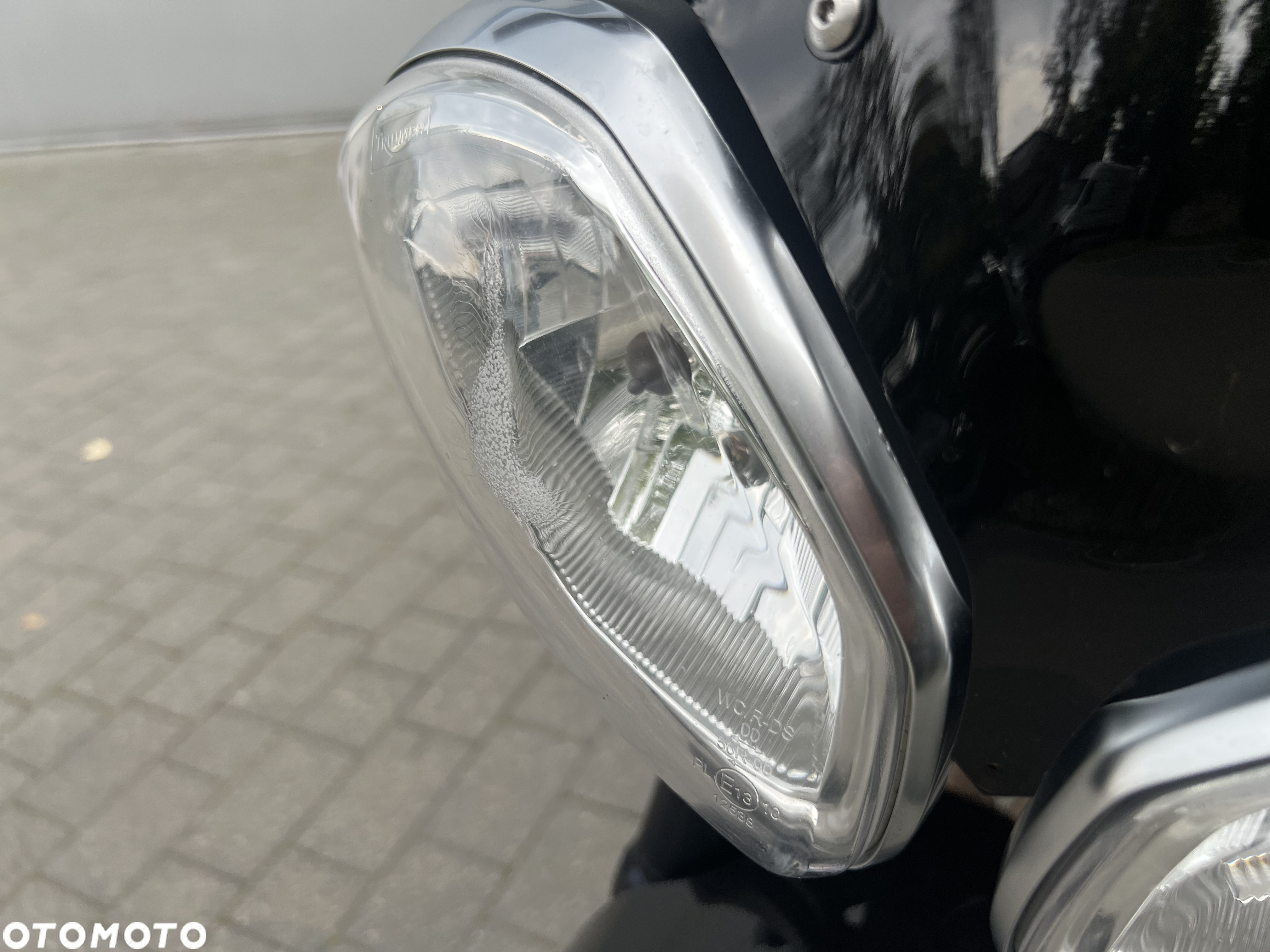 Triumph Street Triple - 14