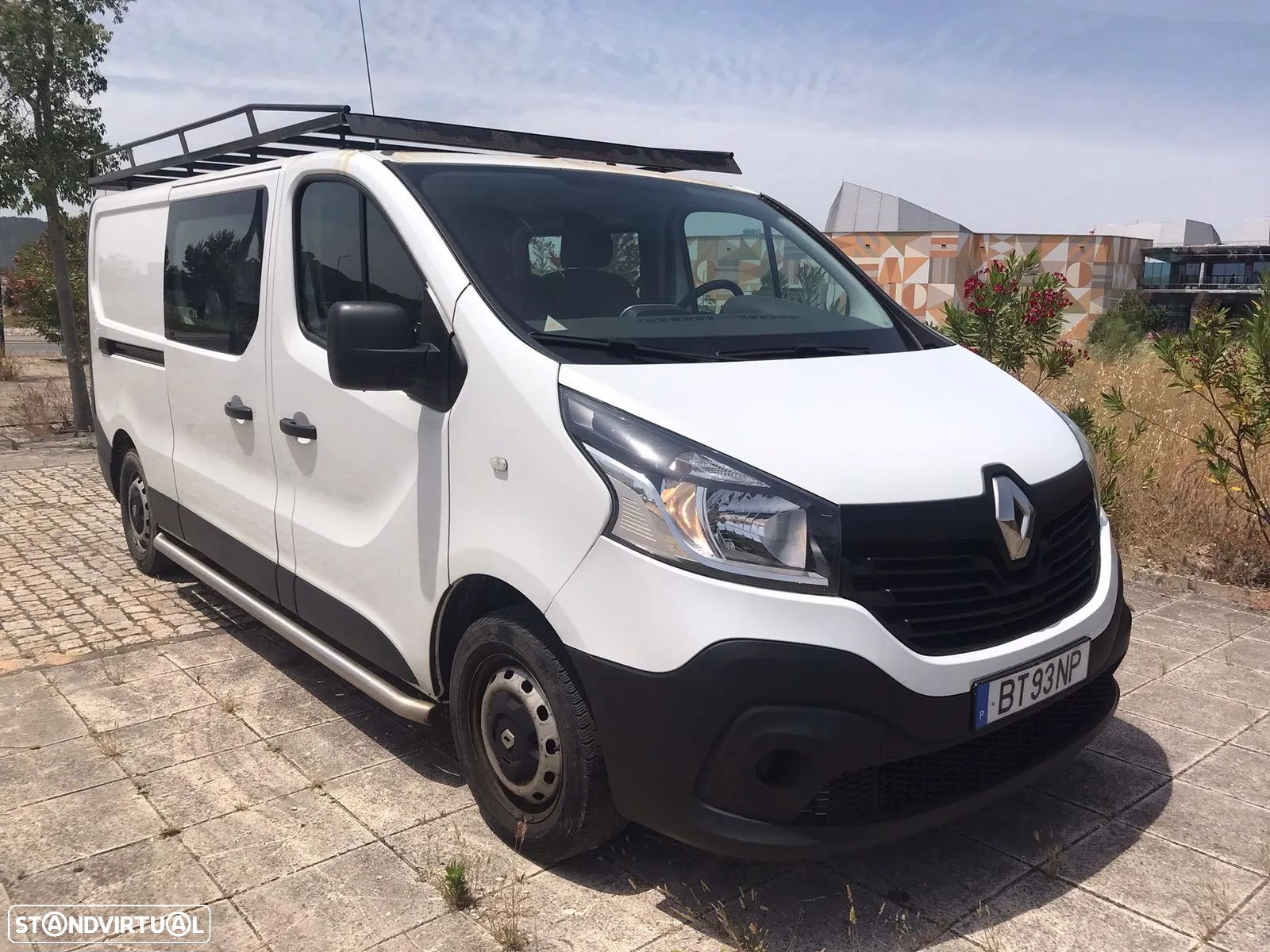 Renault Trafic - 1
