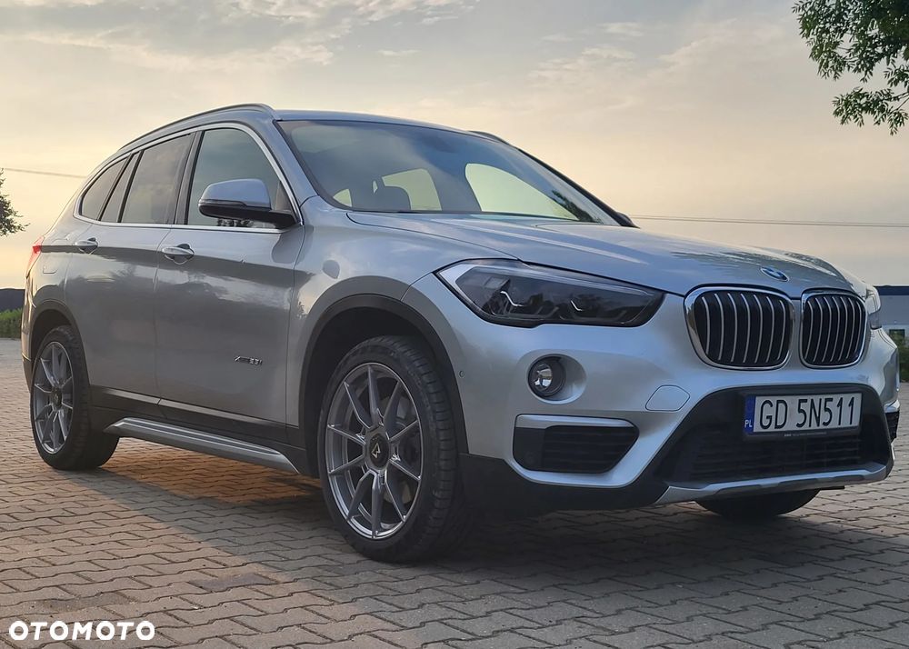 BMW X1 xDrive25i xLine - 4