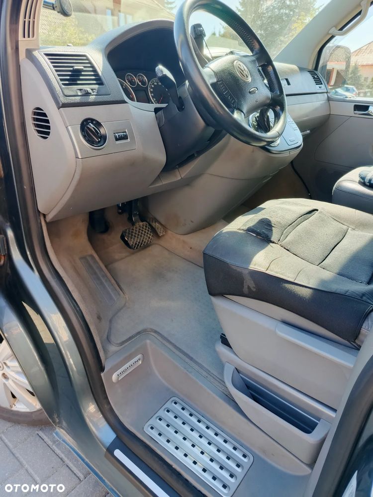 Volkswagen Multivan - 8