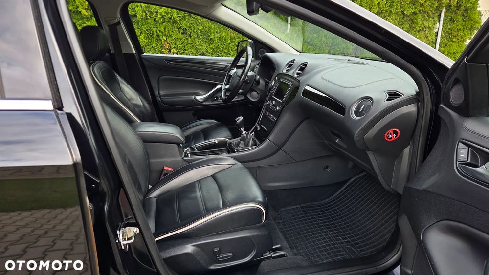 Ford Mondeo Turnier 2.0 TDCi Titanium - 23