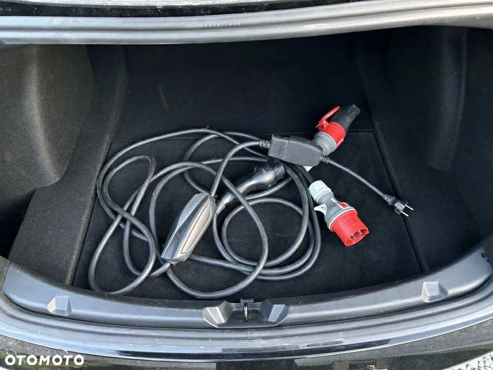 Tesla Model 3 Standard Range Plus - 7