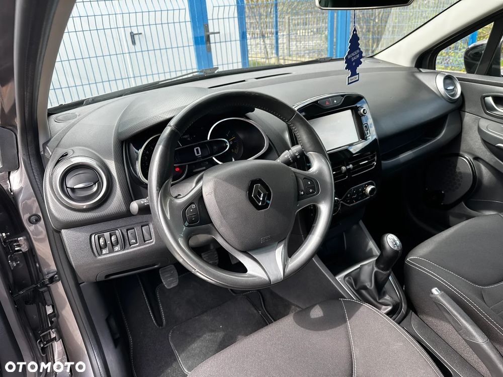 Renault Clio 1.2 16V Limited EU6 - 18