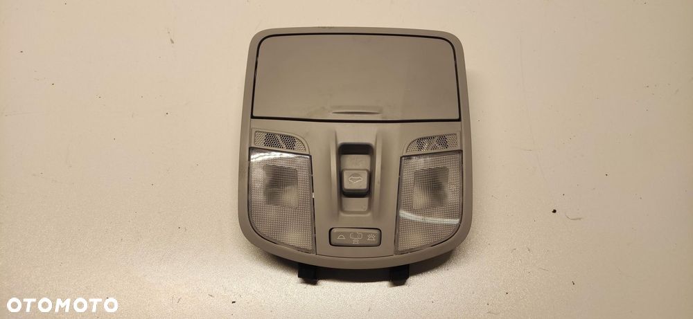 LAMPKA SUFITOWA SCHOWEK HYUNDAI I30 III HB SZKLANY DACH 92810-G30XX 17-21 - 1