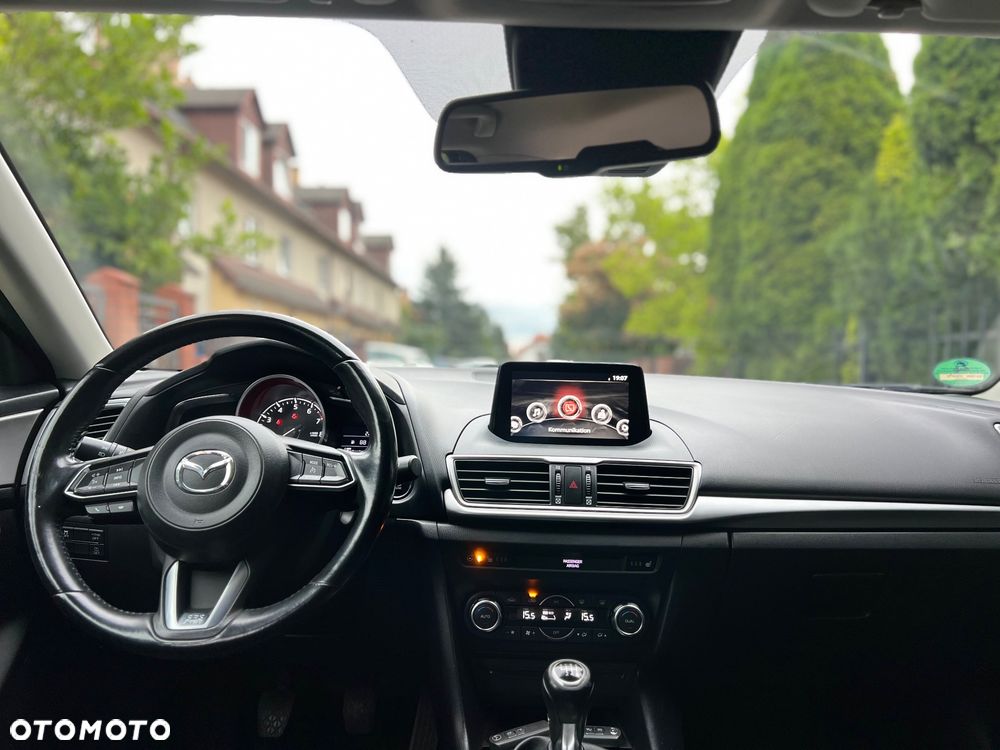 Mazda 3 SKYACTIV-G 120 Signature+ - 32