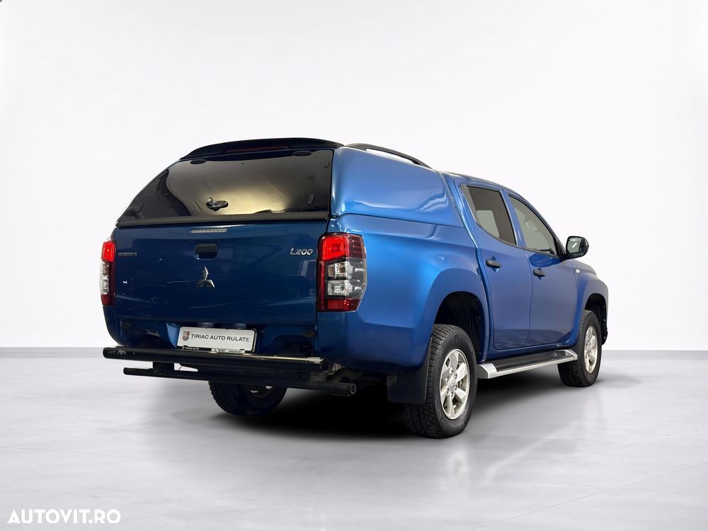 Mitsubishi L200 - 6