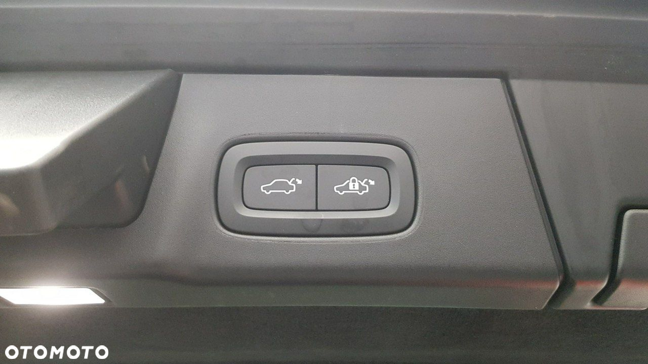 Volvo V90 - 23