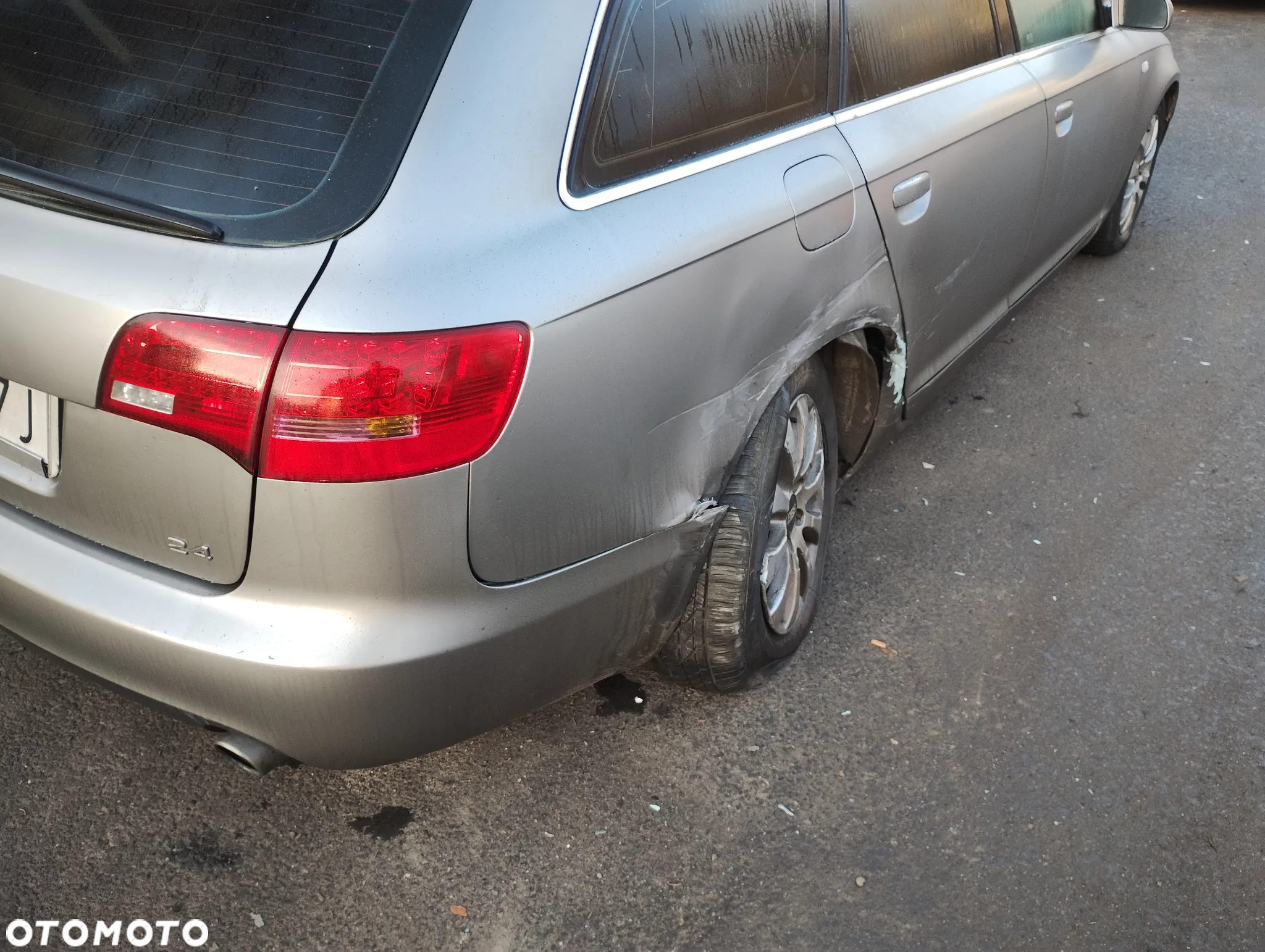 Audi A6 2.4 - 2