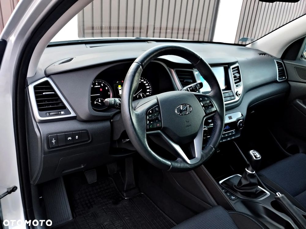Hyundai Tucson 1.6 GDI BlueDrive Style 2WD - 9