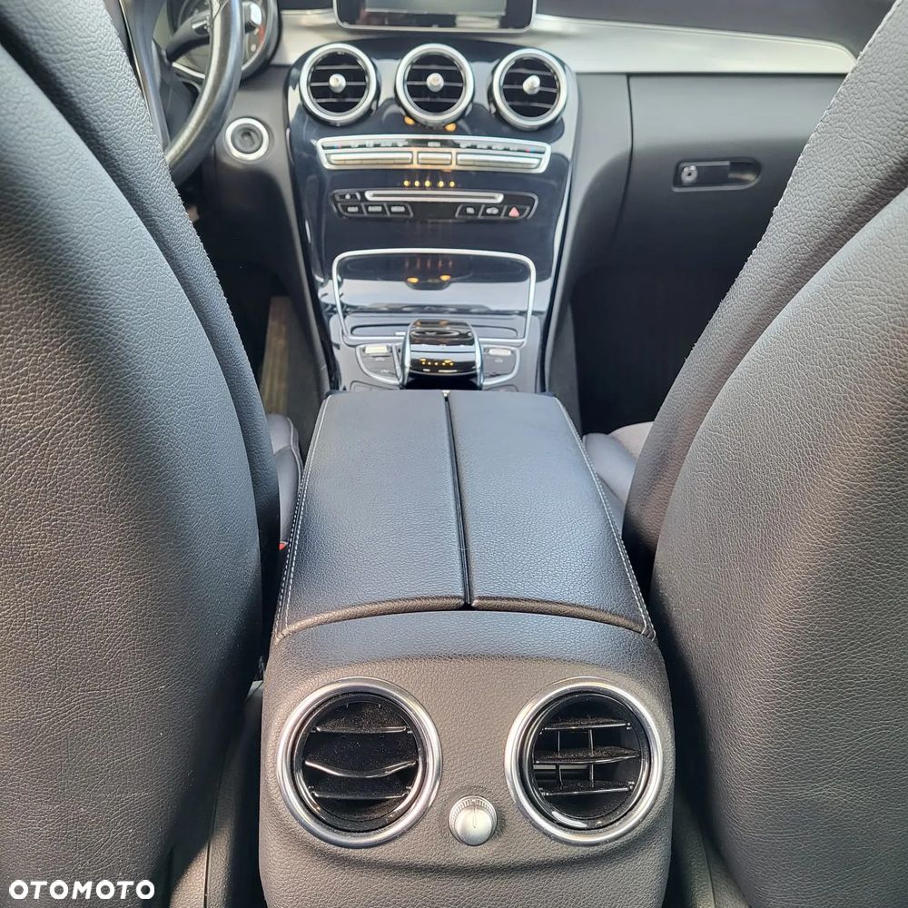 Mercedes-Benz Klasa C 180 7G-TRONIC Avantgarde - 7