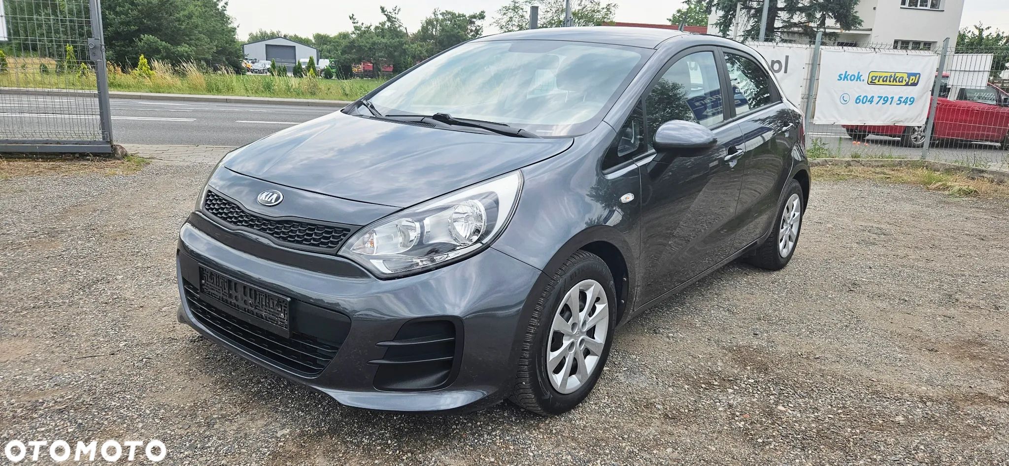 Kia Rio 1.2 Business Line Plus - 1