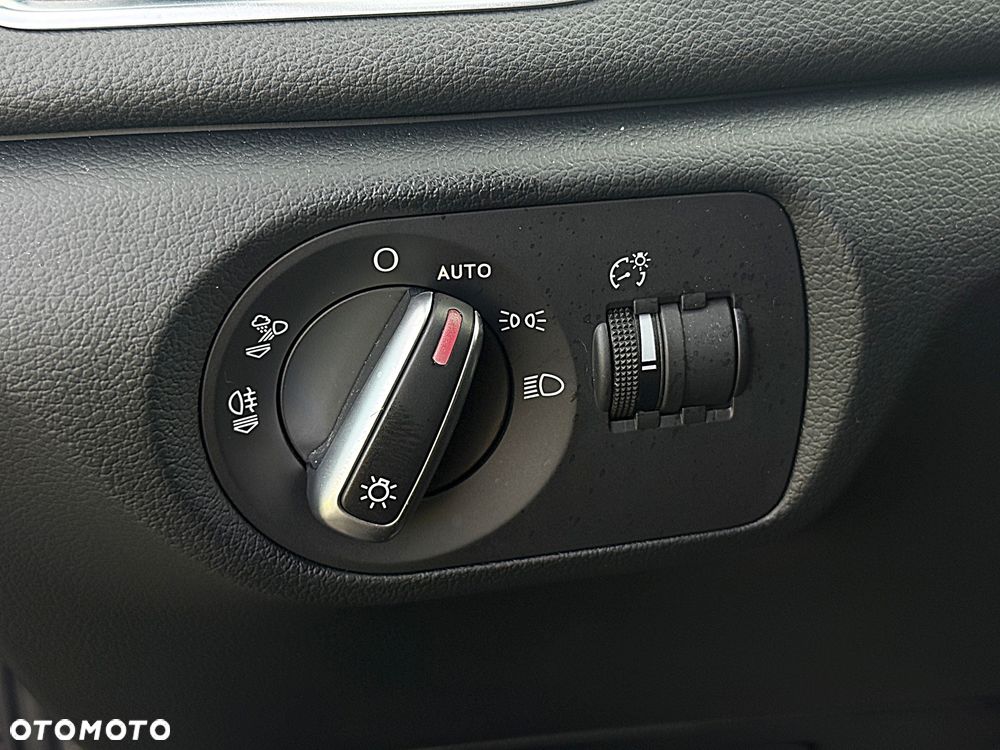 Audi Q3 2.0 TFSI Quattro Design S tronic - 11