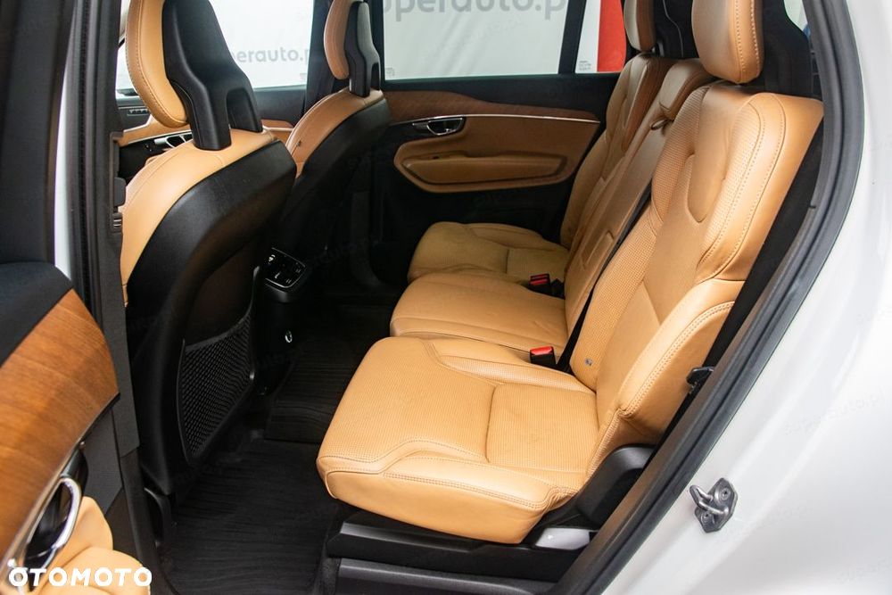 Volvo XC 90 - 29