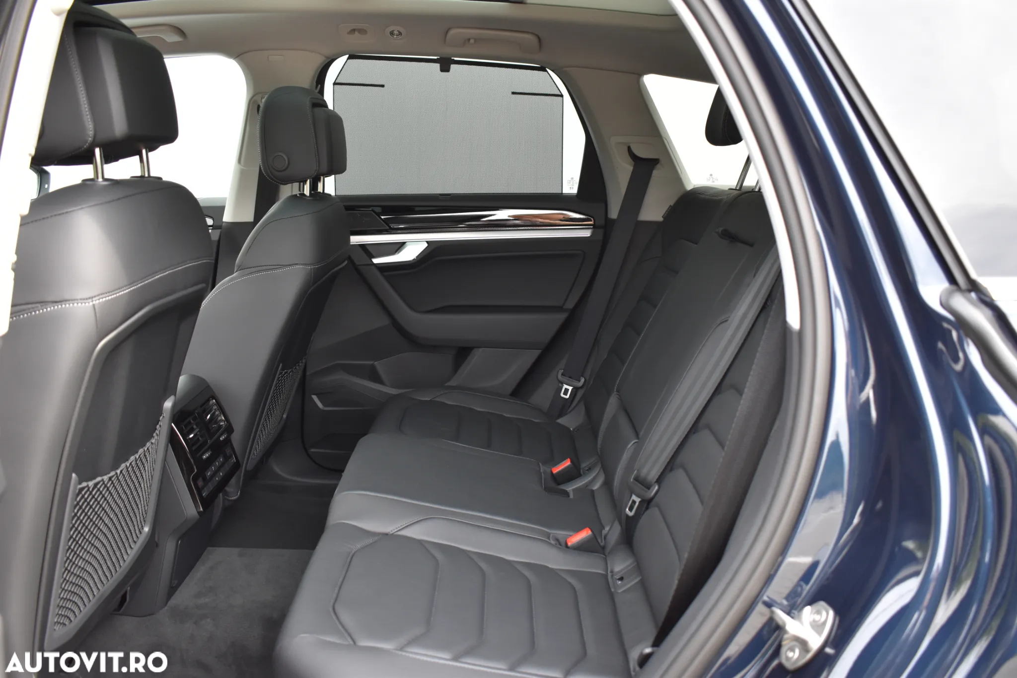 Volkswagen Touareg - 17