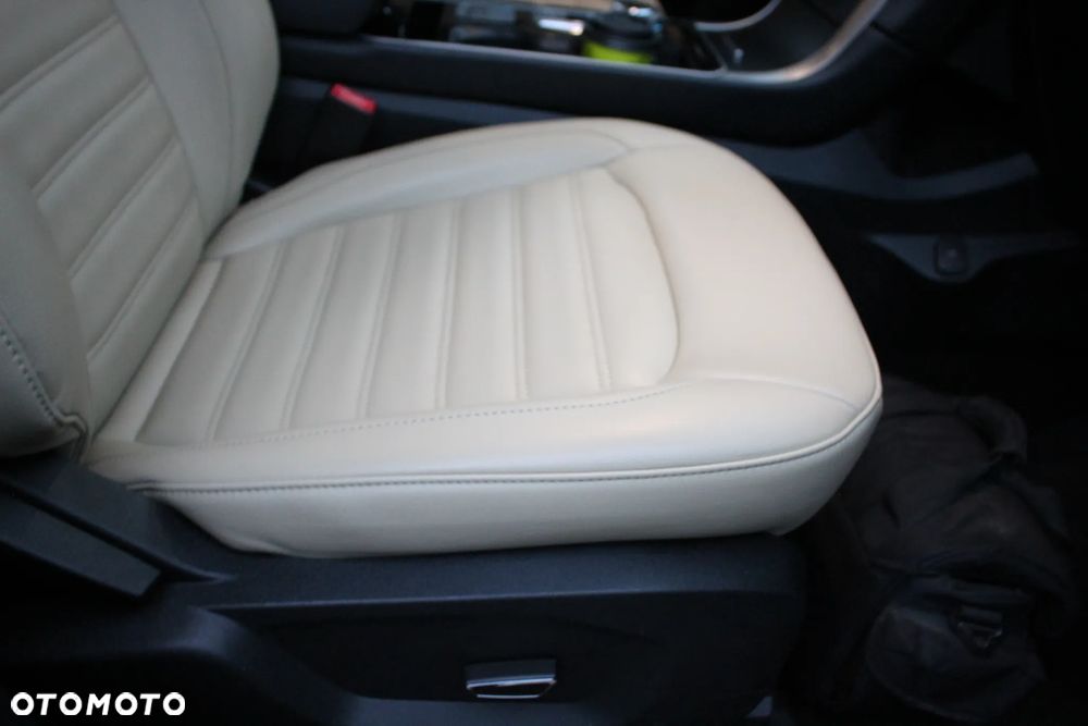 Ford Edge - 25