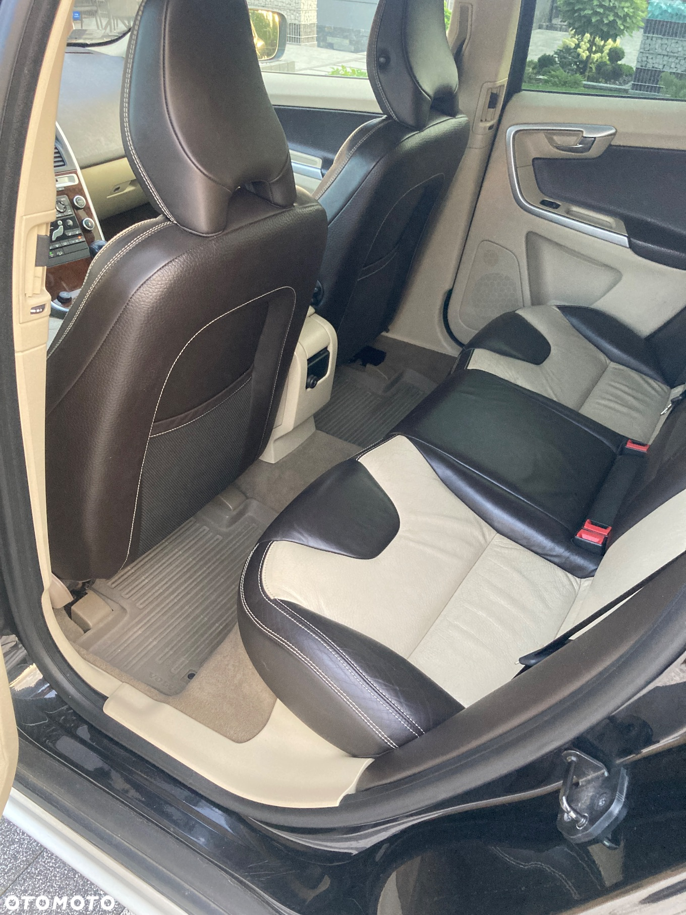 Volvo XC 60 D5 AWD - 4