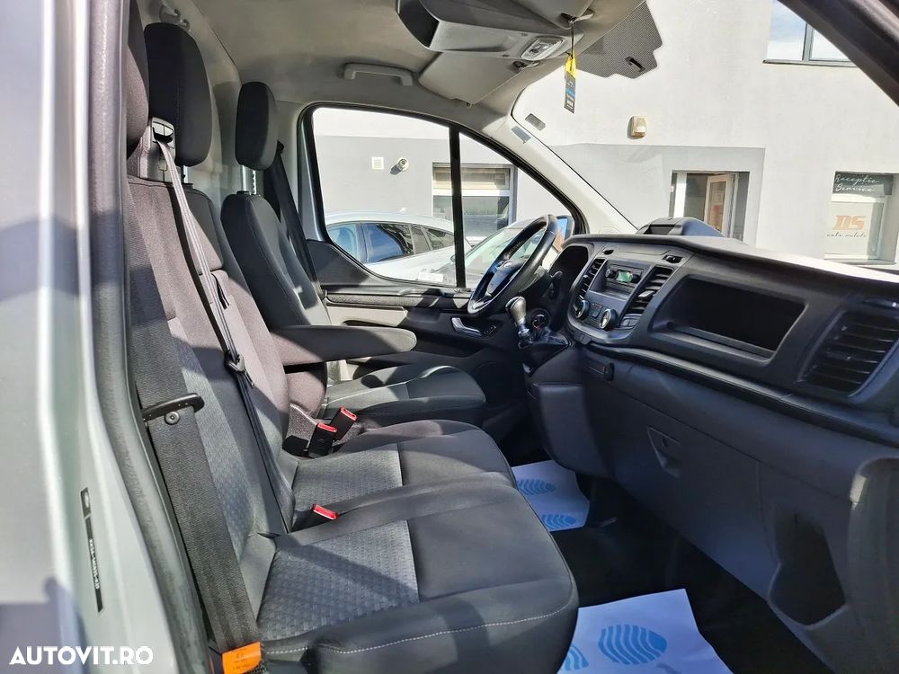 Ford Transit Custom - 10