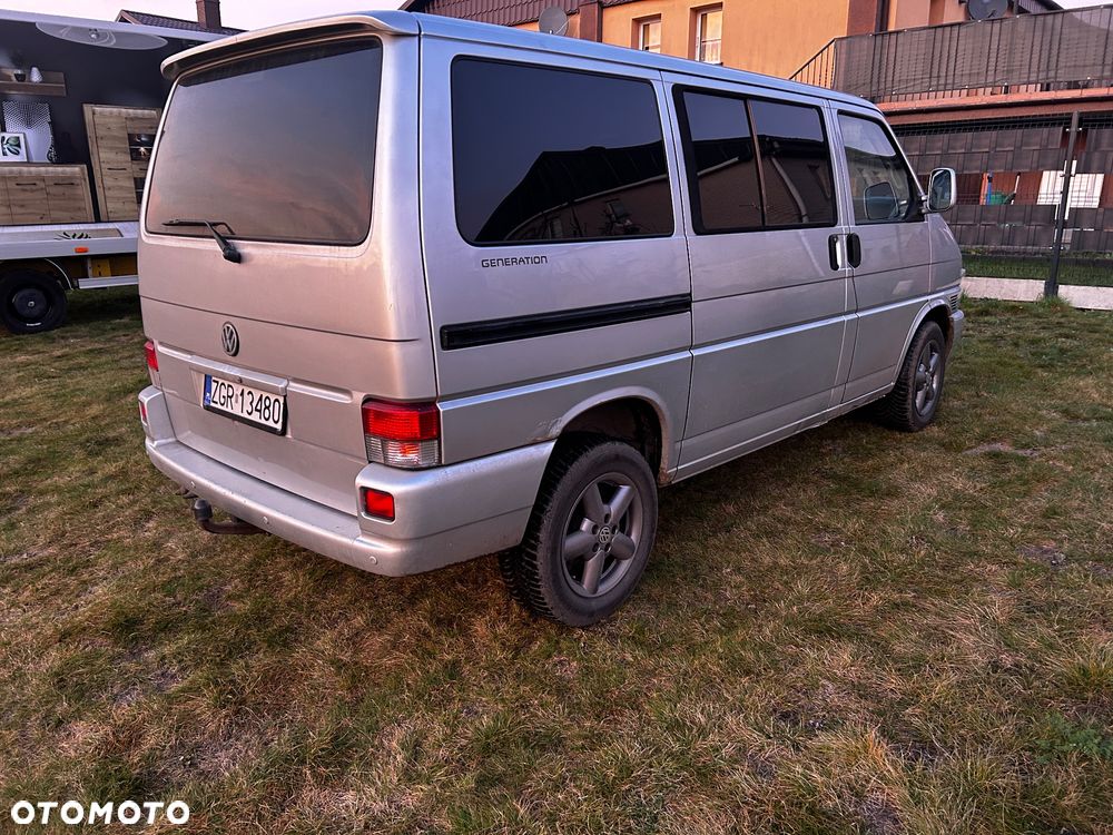 Volkswagen Multivan Standard - 4