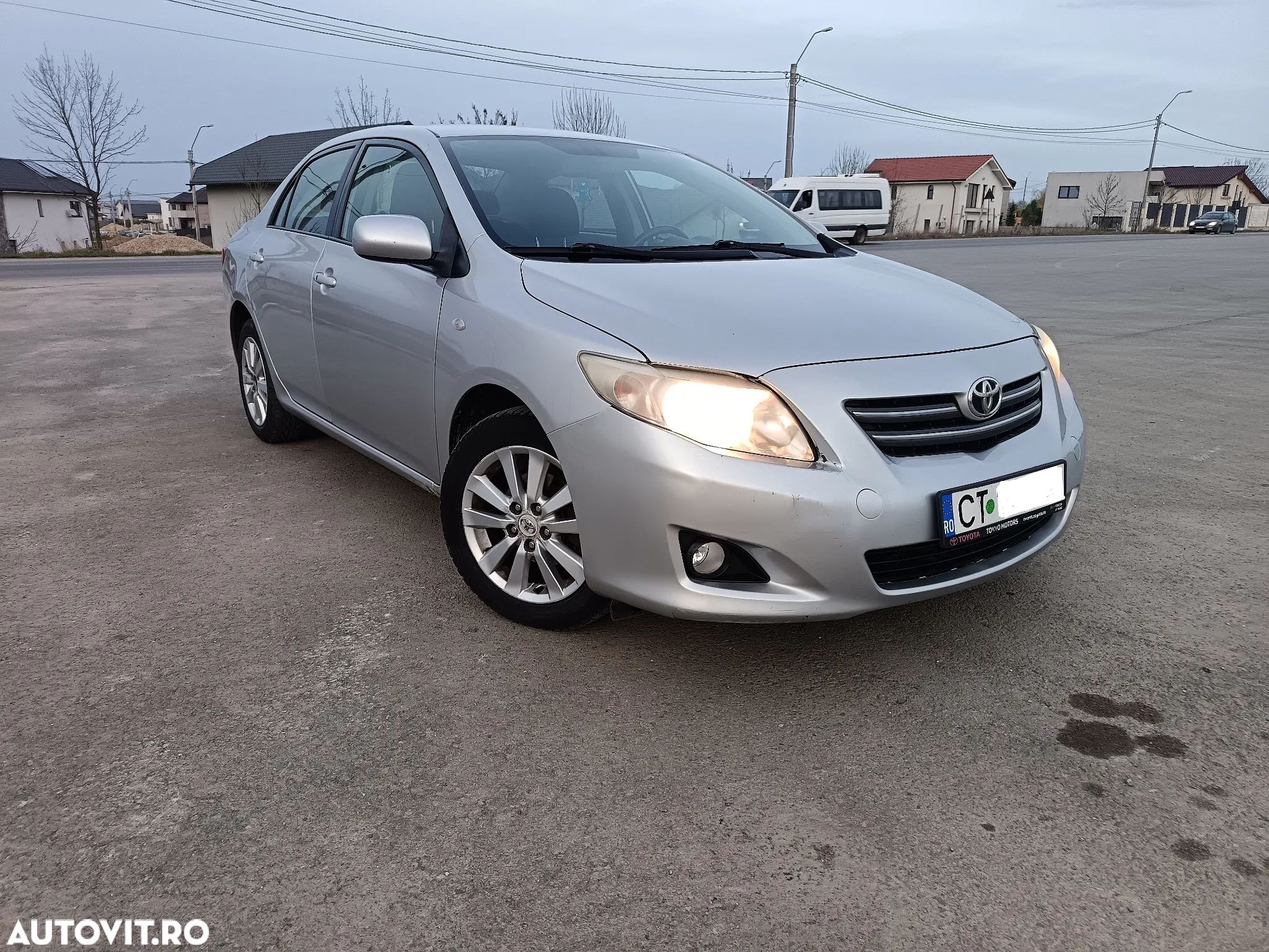 Toyota Corolla - 1