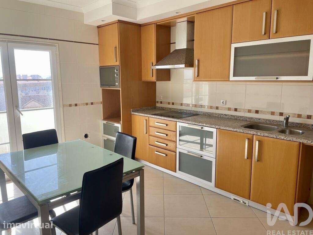 Duplex T2 em Peniche de 102,6 m2 - Grande imagem: 4/17