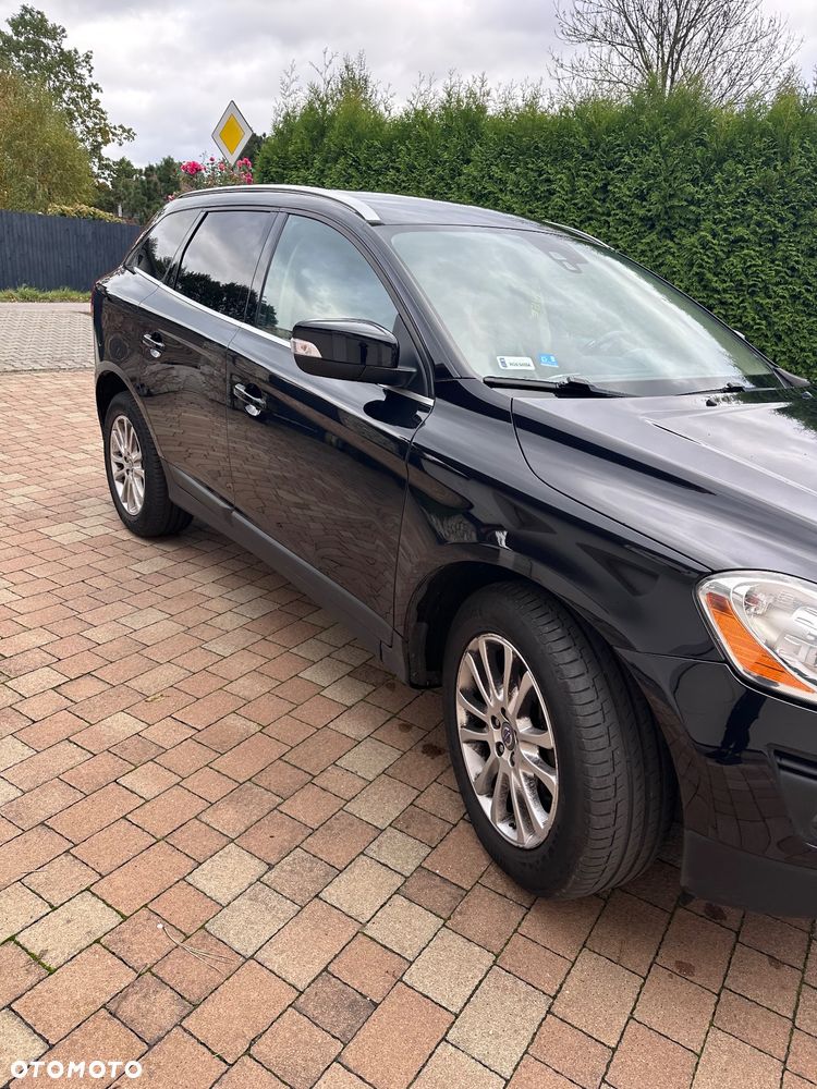 Volvo XC 60 - 4