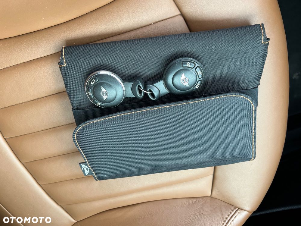 MINI Cooper 50 Mayfair - 29