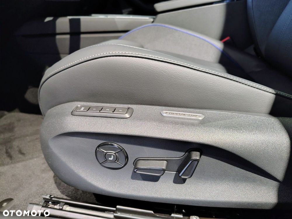 Volkswagen Passat - 23