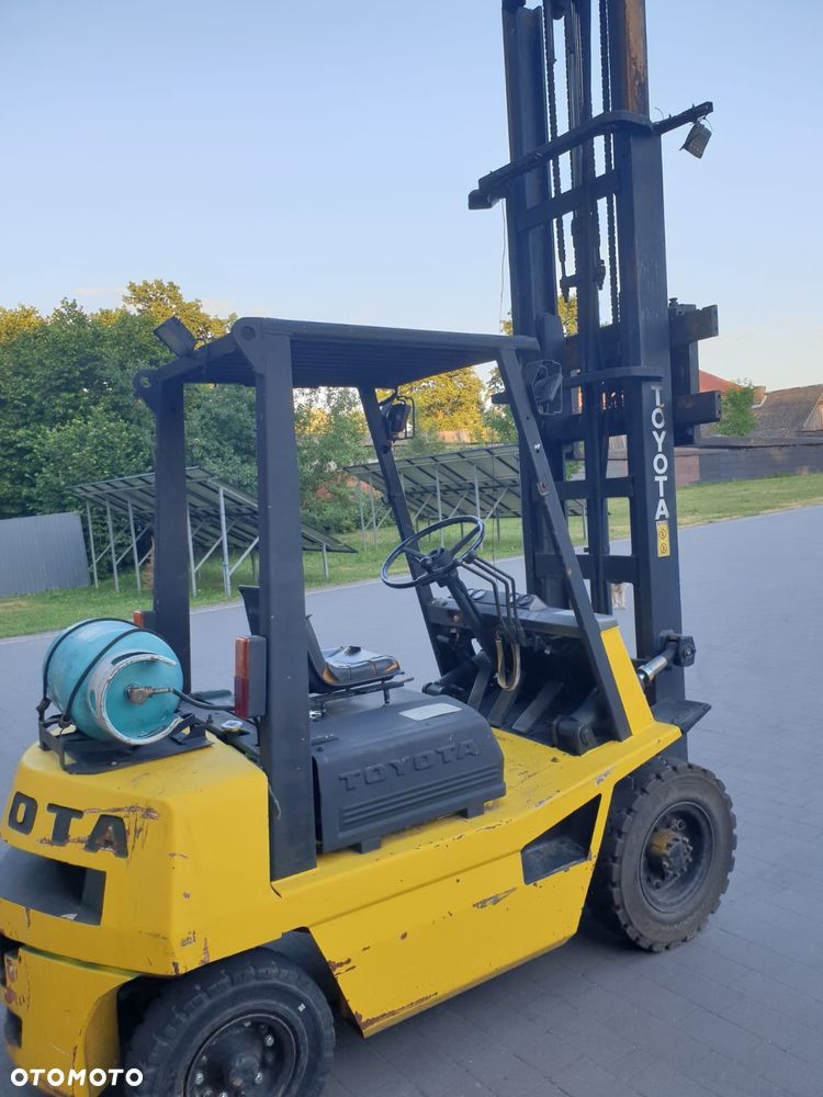 Toyota 42-3FG 20 - 17