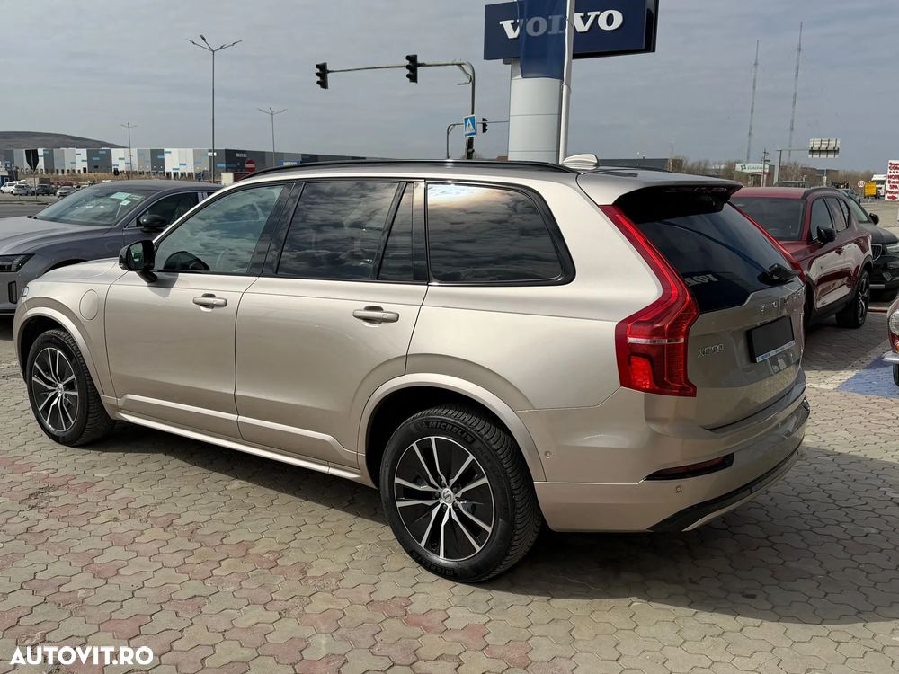 Volvo XC 90 T8 AWD PHEV Plus Dark - 4