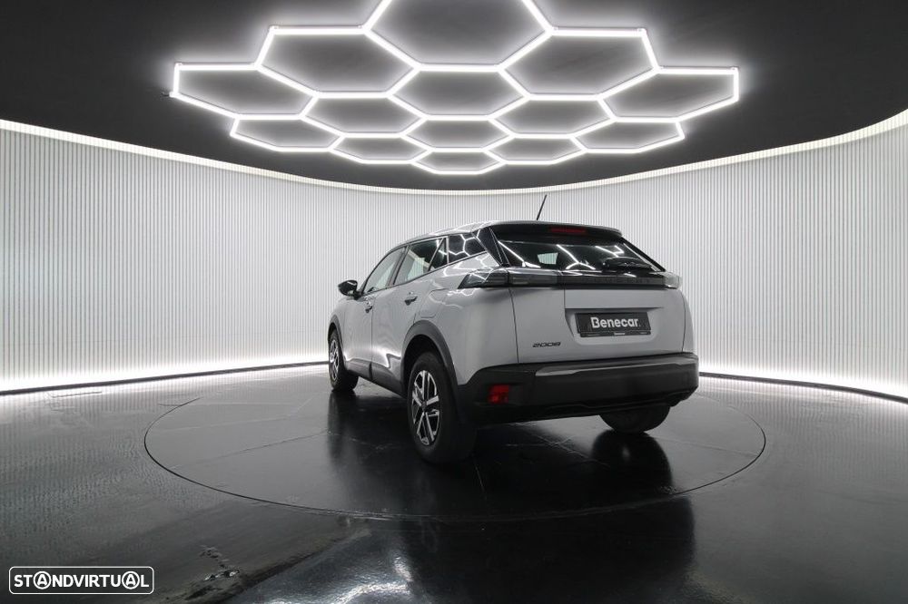Peugeot 2008 2024 photo 5