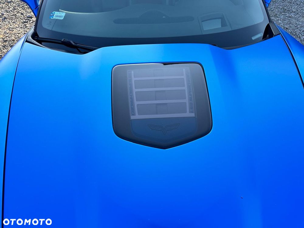 Chevrolet Corvette - 13