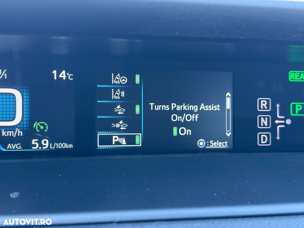 Toyota Prius (Hybrid) Executive - 19