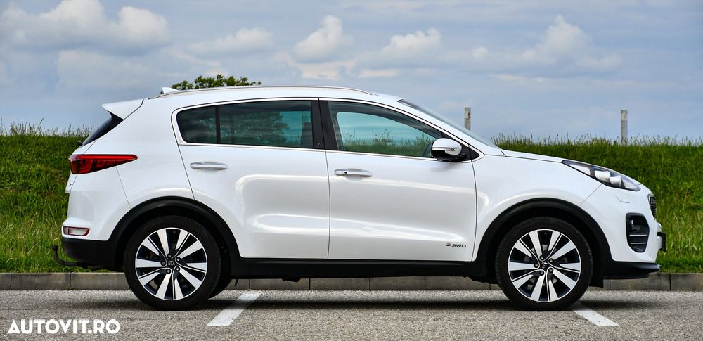 Kia Sportage 2.0 CRDI 4WD Automatik Vision - 9