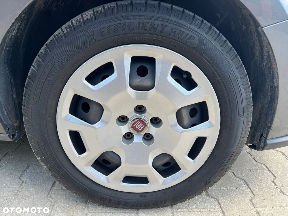 Fiat Doblo Kombi Maxi XL Dynamic - 24