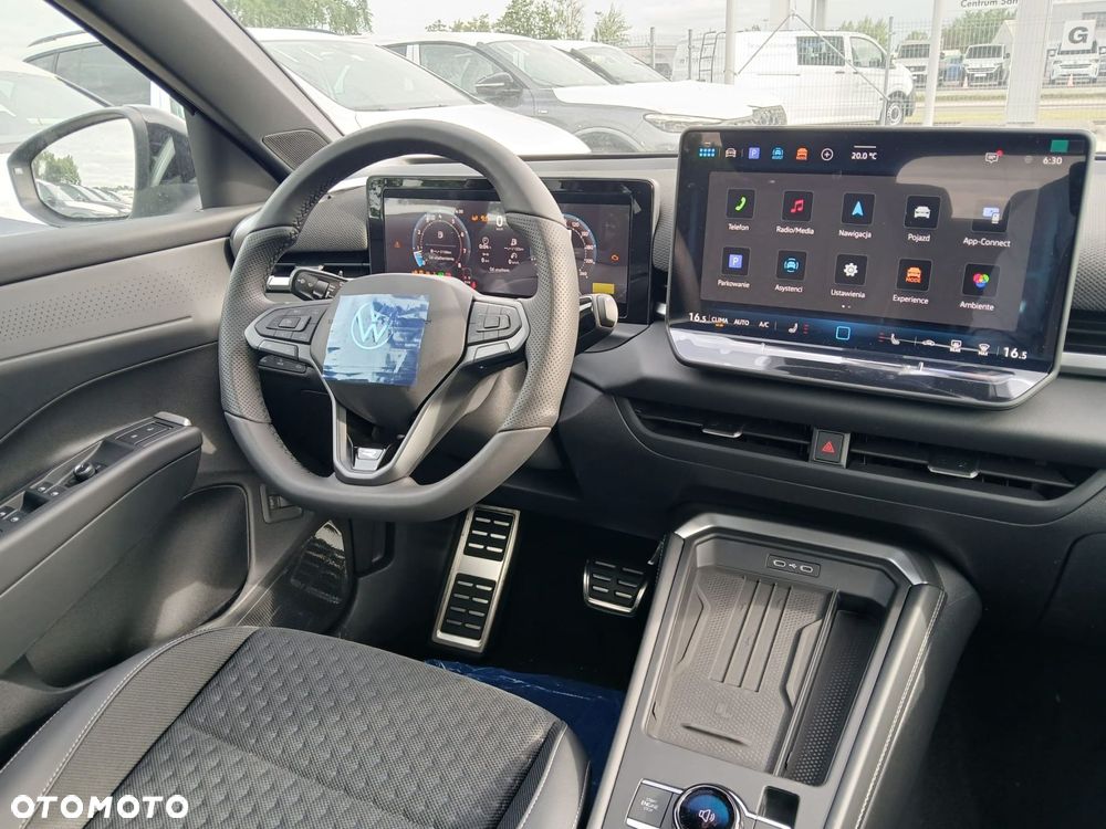 Volkswagen T-Roc 1.5 eTSI R-Line DSG - 14