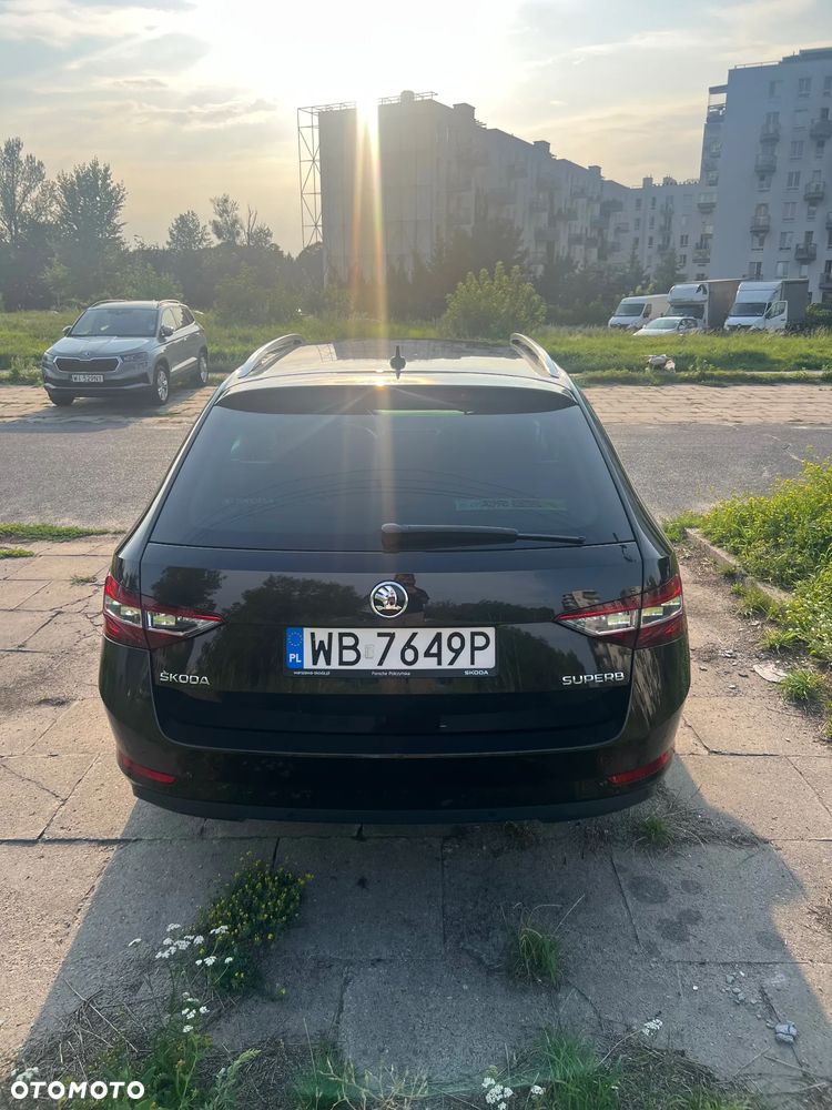 Skoda Superb 1.8 TSI Ambition DSG - 7