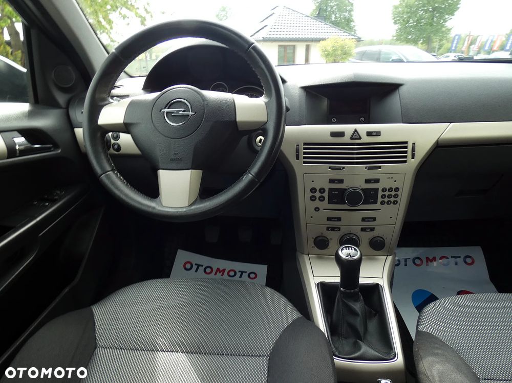 Opel Astra 1.4 Sport - 4