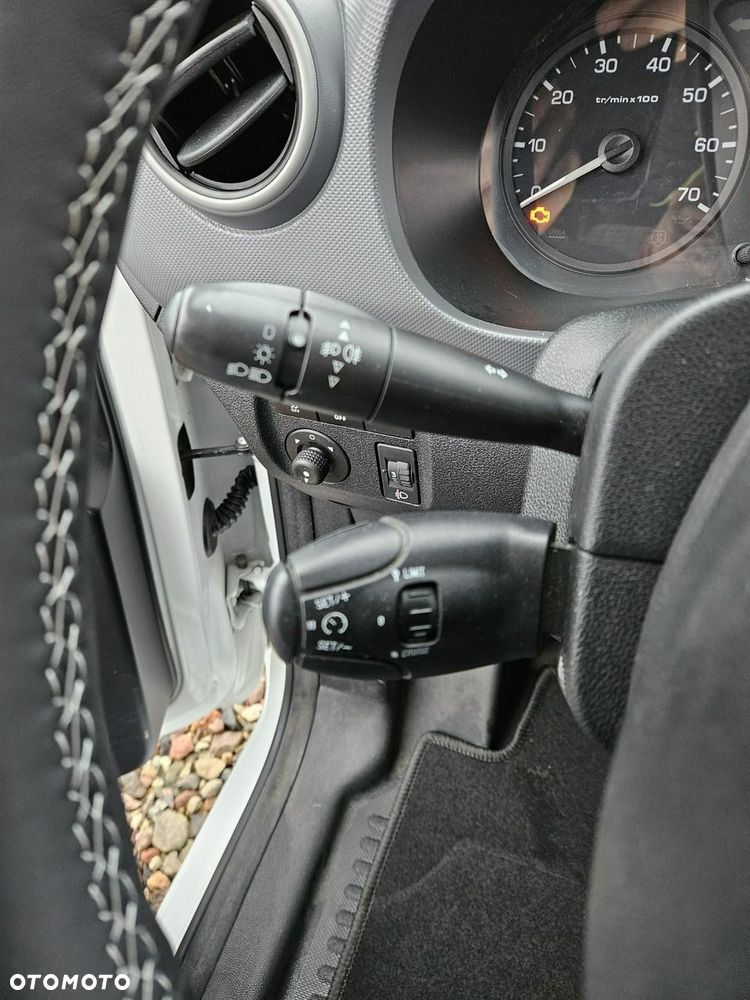 Peugeot Partner - 13