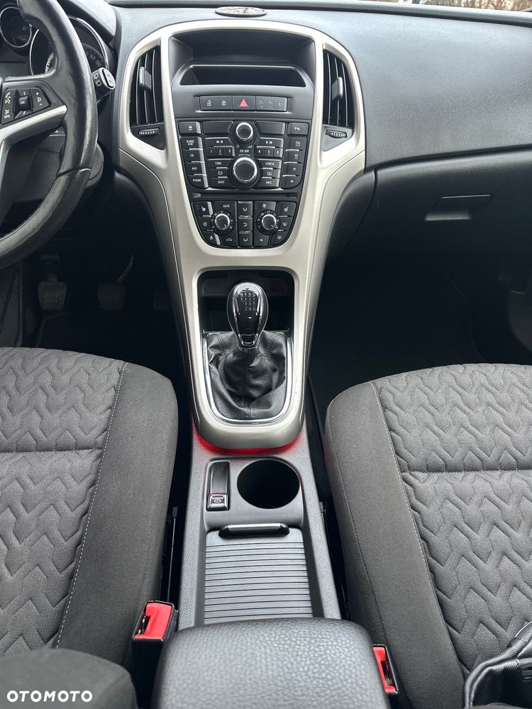 Opel Astra 1.4 Turbo - 14