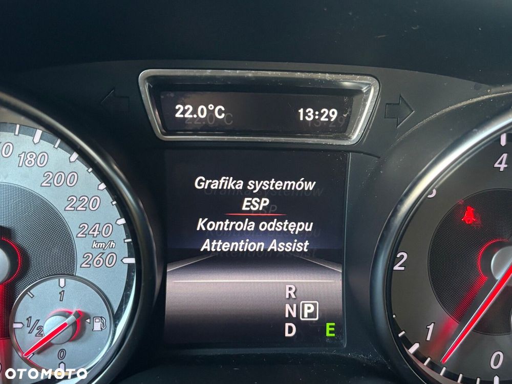 Mercedes-Benz CLA - 16