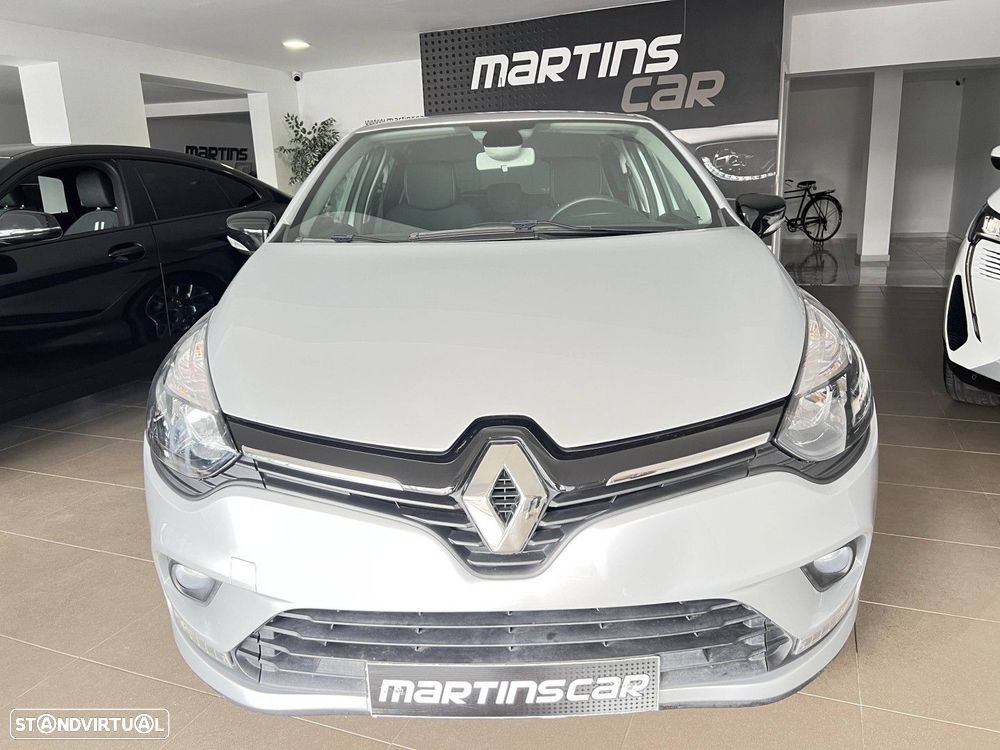 Renault Clio 2019 photo 2