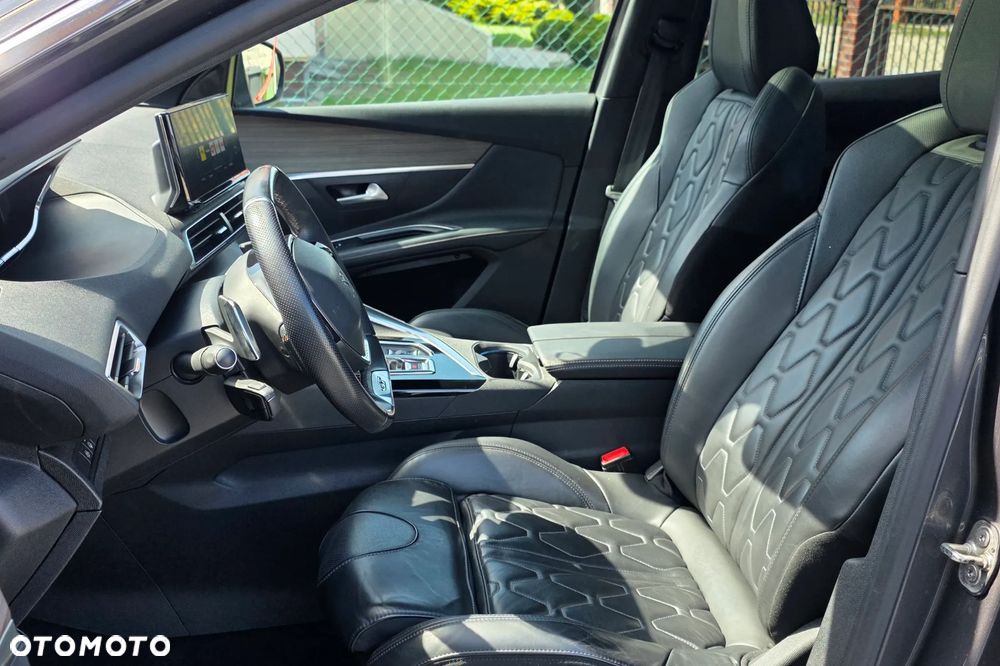 Peugeot 3008 1.5 BlueHDi GT Pack S&S EAT8 - 16