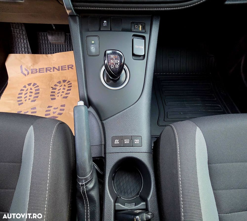 Toyota Auris 1.8 L VVT-i Hybrid Luna - 20